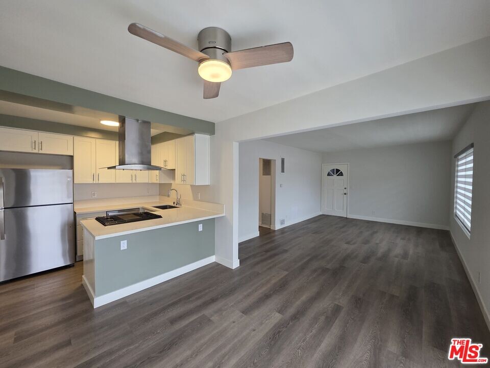 2026 Oak St in Santa Monica, CA - Building Photo