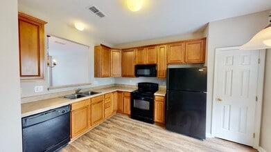 15729 Castle Watch Ave in Charlotte, NC - Building Photo - Building Photo