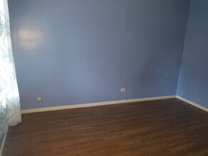 2453 W 46th Pl, Unit 1-139 in Chicago, IL - Building Photo - Building Photo