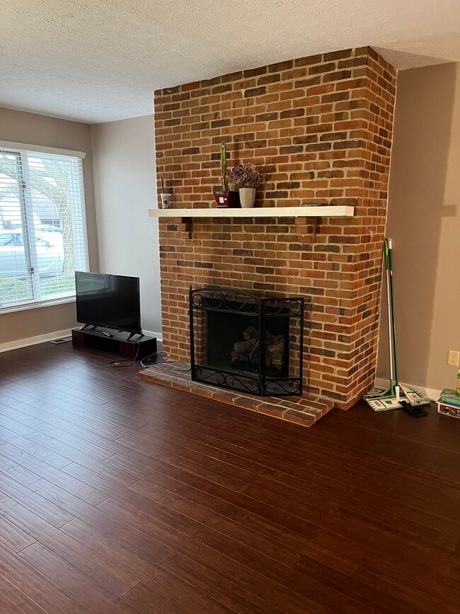 331 St Andrews Dr in Dublin, OH - Building Photo - Building Photo