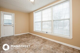 403 Lake Forest Dr in La Vergne, TN - Foto de edificio - Building Photo