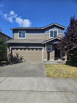 2417 Fiddleback St NE in Lacey, WA - Building Photo