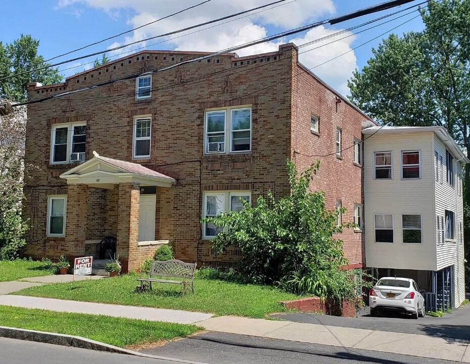 40 Parkwood St in Albany, NY - Building Photo