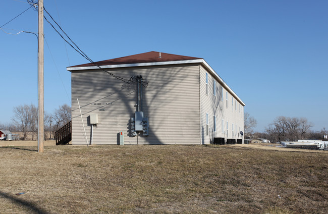 1610 NW Tyler St in Topeka, KS - Building Photo - Building Photo