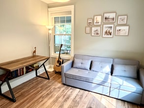 68 Mission St, Unit Unit 2 in Montclair, NJ - Building Photo - Building Photo