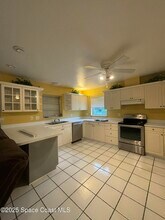 2660 Pine St NE in Palm Bay, FL - Foto de edificio - Building Photo