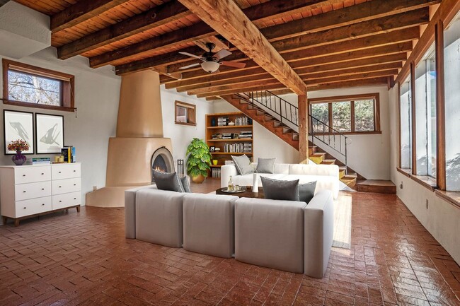 property at 3 Senda Del Espectro