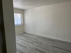 1005 Carlisle Blvd SE-Unit -Apt A in Albuquerque, NM - Foto de edificio - Building Photo
