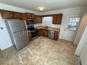 1688 Guilford Dr in Winston-Salem, NC - Building Photo - Building Photo