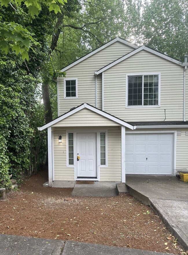3123 NE 103rd Pl in Portland, OR - Building Photo - Building Photo