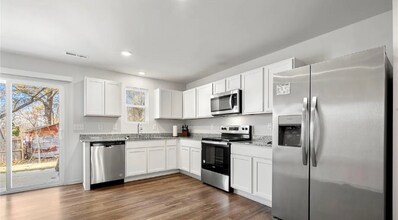 127 Villa Ln in Lincolnton, NC - Building Photo - Building Photo