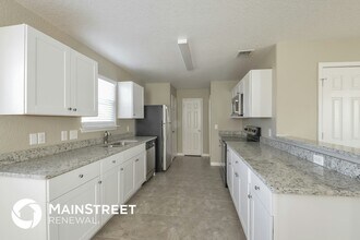 11487 Coral Canyon in San Antonio, TX - Foto de edificio - Building Photo