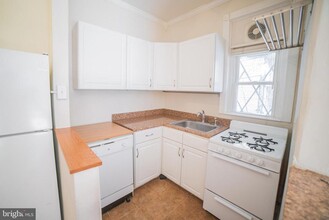 2108 Pine St in Philadelphia, PA - Building Photo - Building Photo