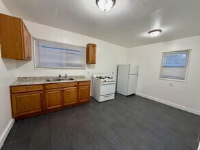 3651 Buckingham in Detroit, MI - Foto de edificio - Building Photo