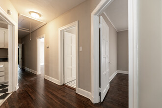 1333 Harbert Ave in Memphis, TN - Building Photo - Interior Photo