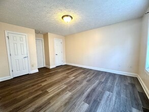 610 Tall Oak Blvd NW in Christiansburg, VA - Building Photo - Building Photo