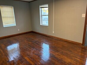 1421 E Lockheed Ct in Midwest City, OK - Building Photo - Building Photo