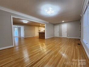 6618 Hartsell Pl in Charlotte, NC - Building Photo - Building Photo