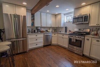 1709 W Barry Ave in Chicago, IL - Building Photo - Building Photo