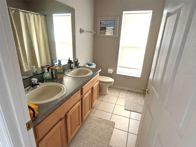 800 Woodlark Dr in Davenport, FL - Building Photo - Building Photo