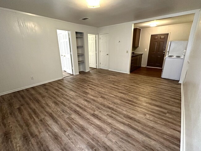 1110 Archie St in Vidor, TX - Building Photo - Building Photo