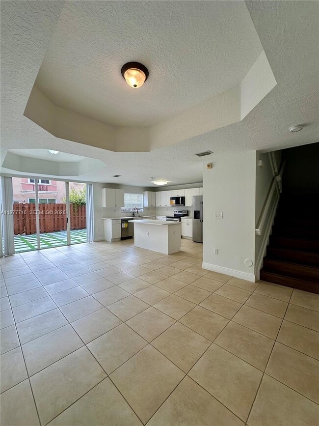 15246 SW 30th Terrace in Miami, FL - Building Photo - Building Photo