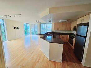 1640 Maple Ave in Evanston, IL - Building Photo - Building Photo