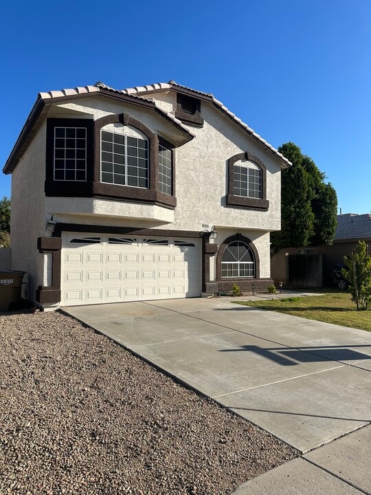 8868 W Greer Ave in Peoria, AZ - Building Photo