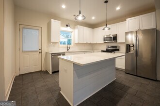 1020 Bell Cir in Madison, GA - Building Photo - Building Photo