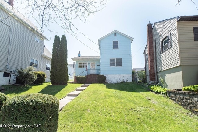 property at 807 S Irving Ave