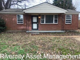 3039 Knightway Rd in Memphis, TN - Building Photo
