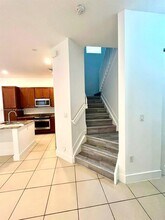 3238 W 97th St in Hialeah, FL - Building Photo - Building Photo