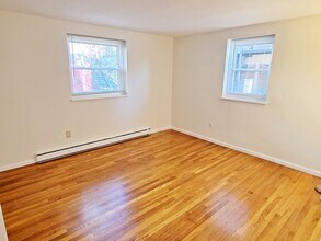 70 Jamaicaway, Unit 7 in Boston, MA - Building Photo - Building Photo
