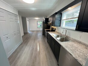 431 Cochlin St in Traverse City, MI - Building Photo - Building Photo