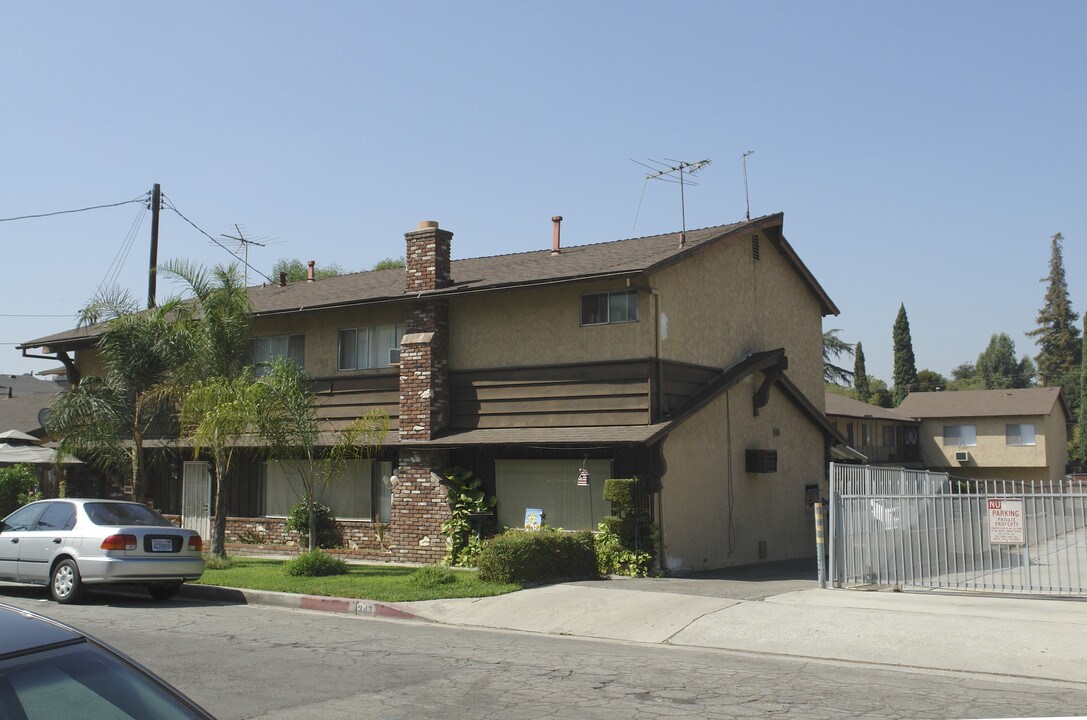 343 S Arroyo Dr in San Gabriel, CA - Building Photo