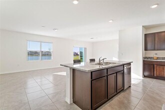 10612 Penny Gale Loop in San Antonio, FL - Building Photo - Building Photo