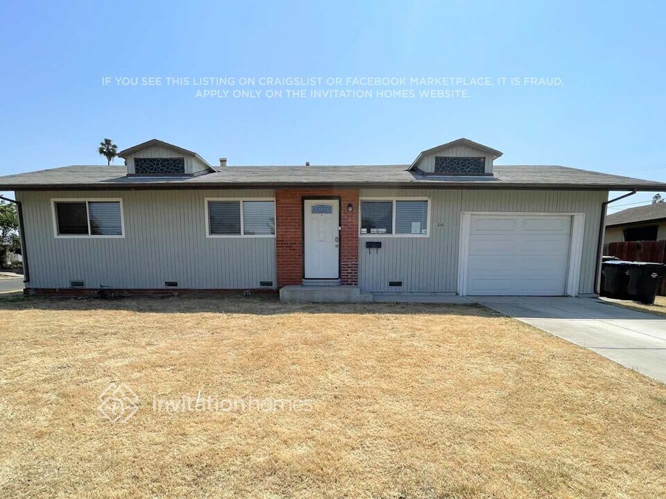 212 Roger St in Fairfield, CA - Building Photo