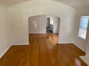 448 N Alta Vista Blvd in Los Angeles, CA - Building Photo - Building Photo