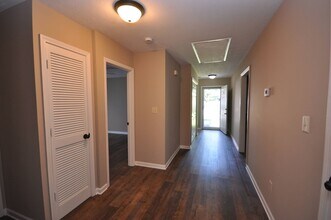 3320 River Oaks Blvd in Paducah, KY - Building Photo - Building Photo