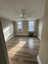 905-909 Christian St in Philadelphia, PA - Building Photo