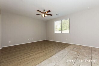 12176 W Chase Ln in Avondale, AZ - Building Photo - Building Photo