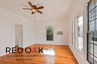 660 Cochran Ave, Unit 201 in Los Angeles, CA - Foto de edificio - Building Photo