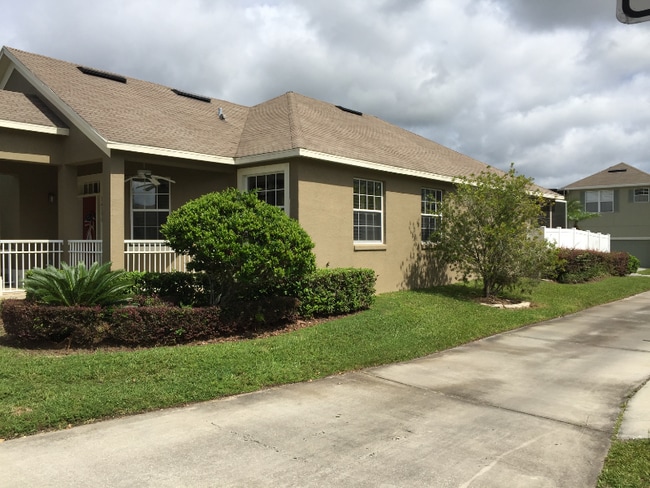 14190 Chicora Crossing Blvd in Orlando, FL - Building Photo - Building Photo