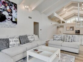 610 W Northgate Dr in Irving, TX - Building Photo