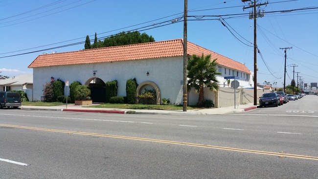 14022 Norwalk Blvd in Norwalk, CA - Foto de edificio - Primary Photo