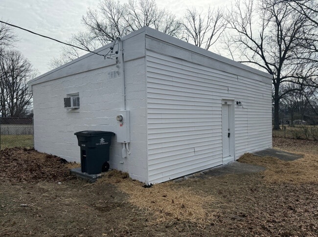 404 Black Oak Dr in Knoxville, TN - Building Photo - Building Photo