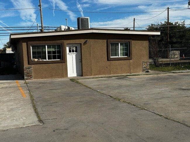 8932 Ankerson St in El Paso, TX - Building Photo - Building Photo