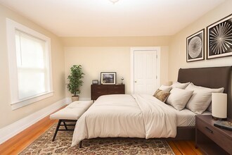 50 Front St in Braintree, MA - Foto de edificio - Building Photo