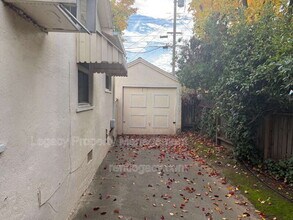 5340 U St in Sacramento, CA - Building Photo - Building Photo