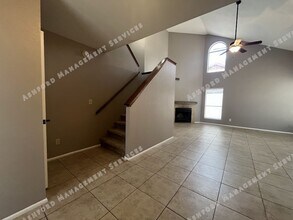 410 E Wescott Dr in Phoenix, AZ - Building Photo - Building Photo